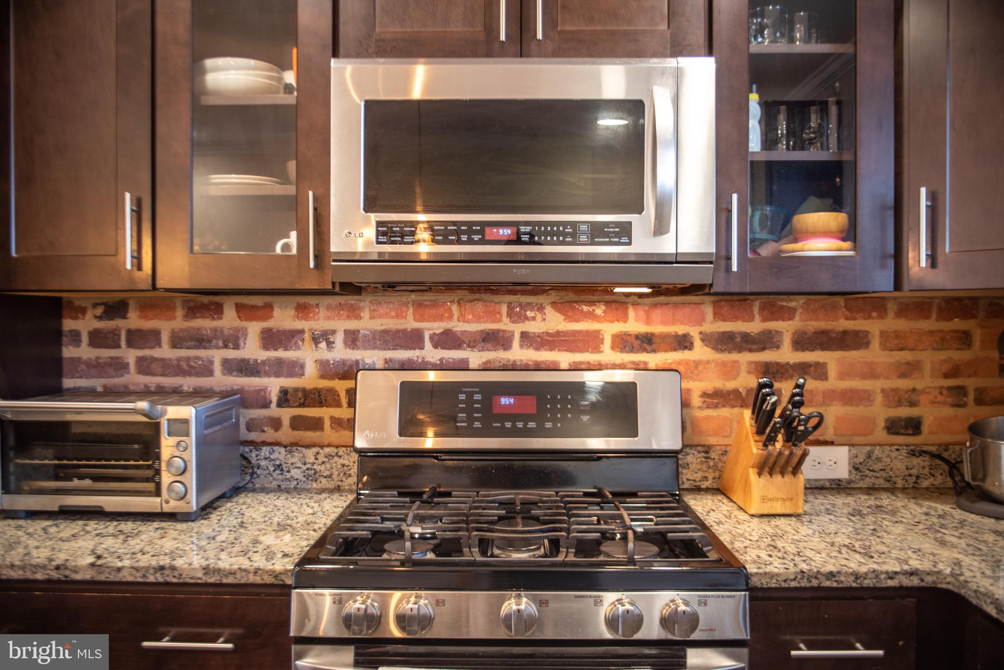 102 Rochester Place Baltimore, MD 21224 - Photo 16 of 50