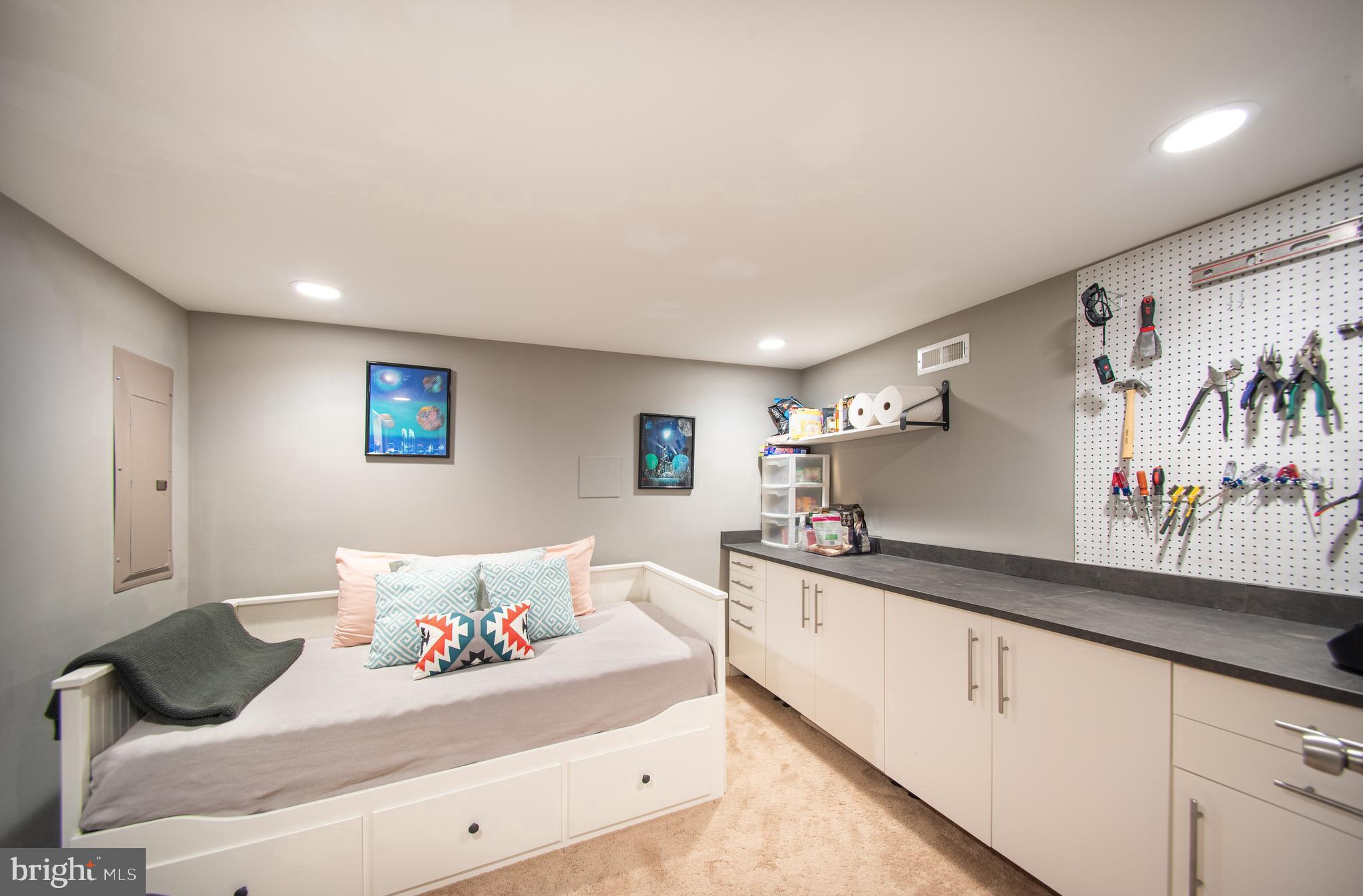 102 Rochester Place Baltimore, MD 21224 - Photo 36 of 50