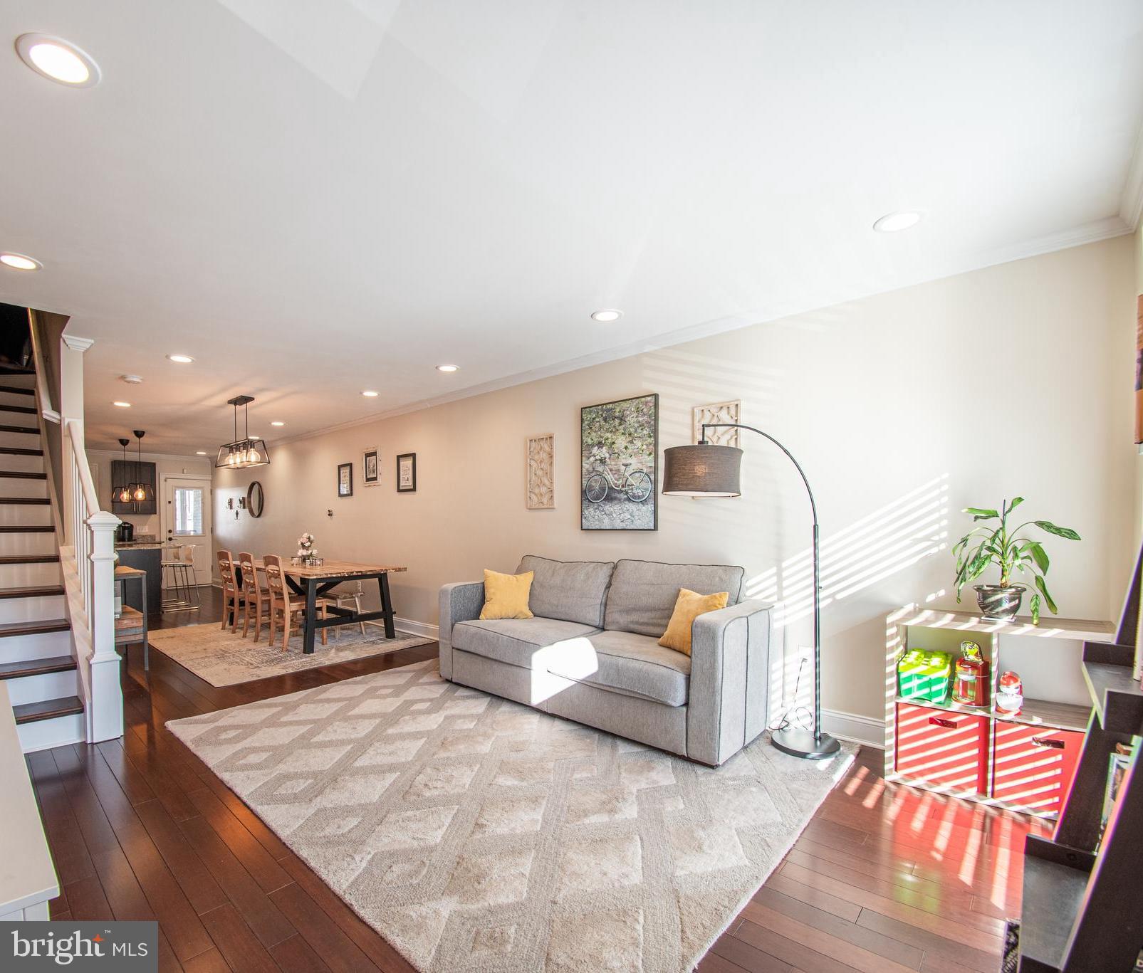 102 Rochester Place Baltimore, MD 21224 - Photo 7 of 50