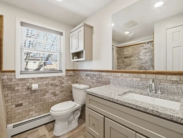 $475,000 | 7 Atlas Street, Worcester, MA 01604