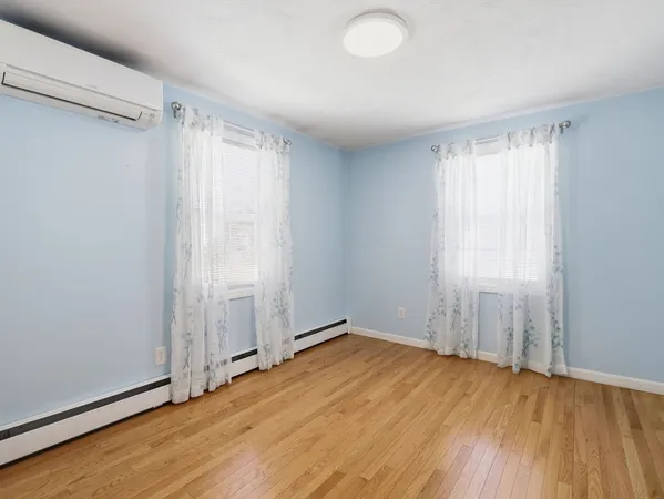 $475,000 | 7 Atlas Street, Worcester, MA 01604