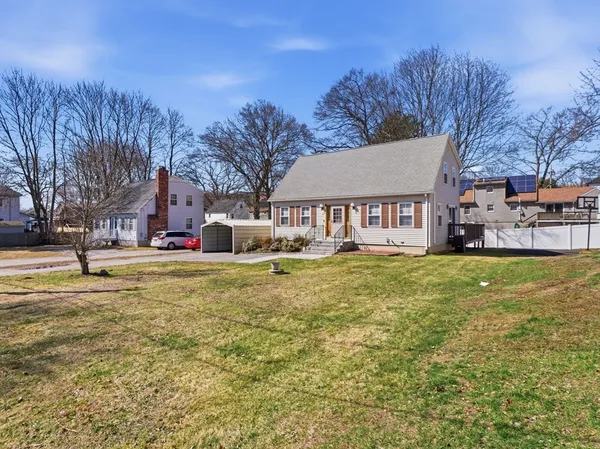$475,000 | 7 Atlas Street, Worcester, MA 01604