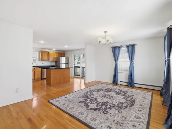 $475,000 | 7 Atlas Street, Worcester, MA 01604