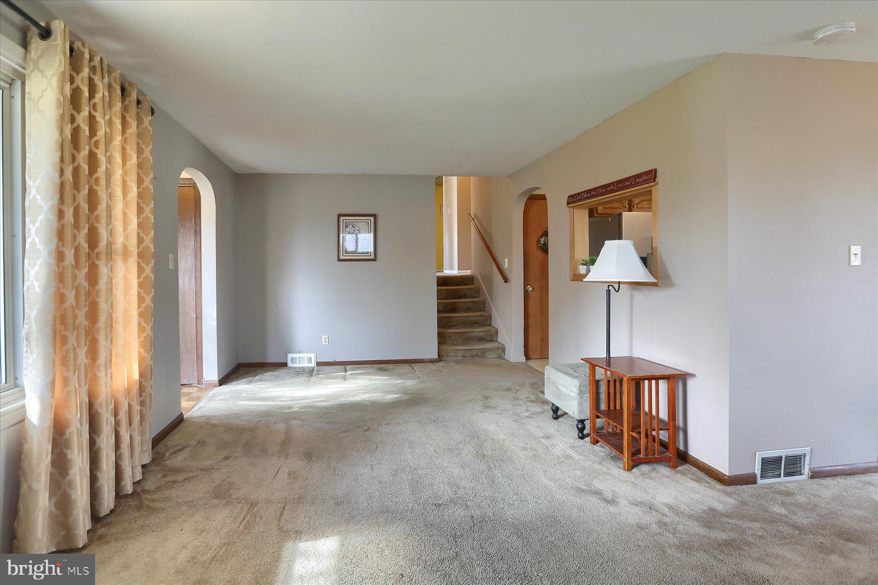 30 Sharon Road Enola, PA 17025 - Photo 4 of 27 Gallery Image 4