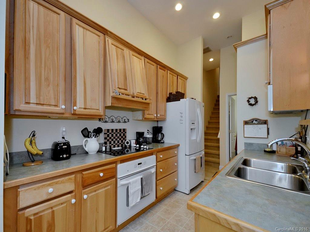 50 Grove End Road, Unit 3 Fletcher, NC 28732 - Photo 2 of 19