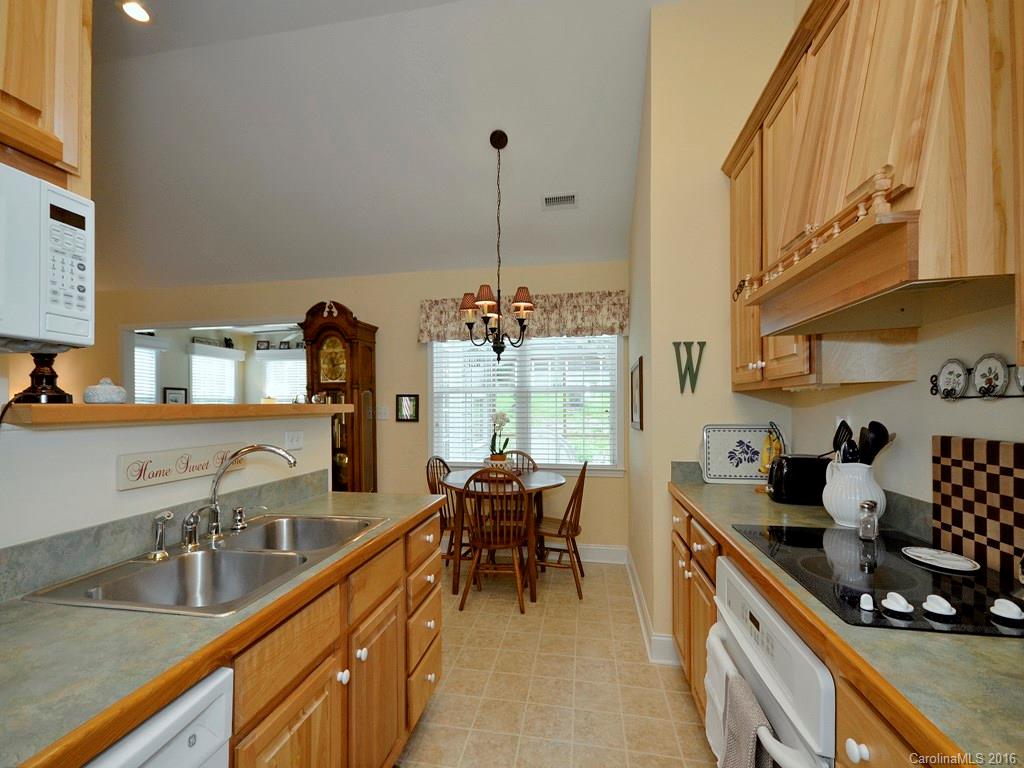 50 Grove End Road, Unit 3 Fletcher, NC 28732 - Photo 3 of 19