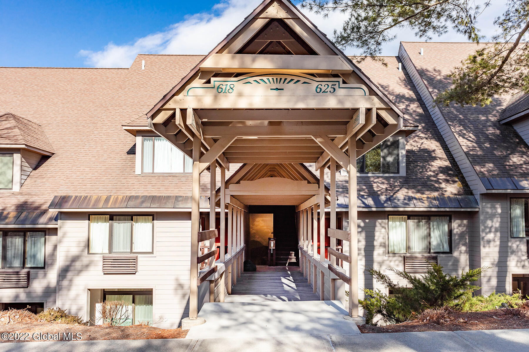 110 Sagamore Road, Unit 5C6 Bolton, NY 12814 - Photo 3 of 40 002-SagamoreCondo-BoltonLanding-Pinckney