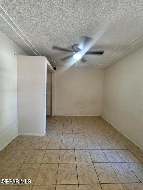 386 McCune Road El Paso, TX 79915 - Photo 6 of 30 1st bedroom