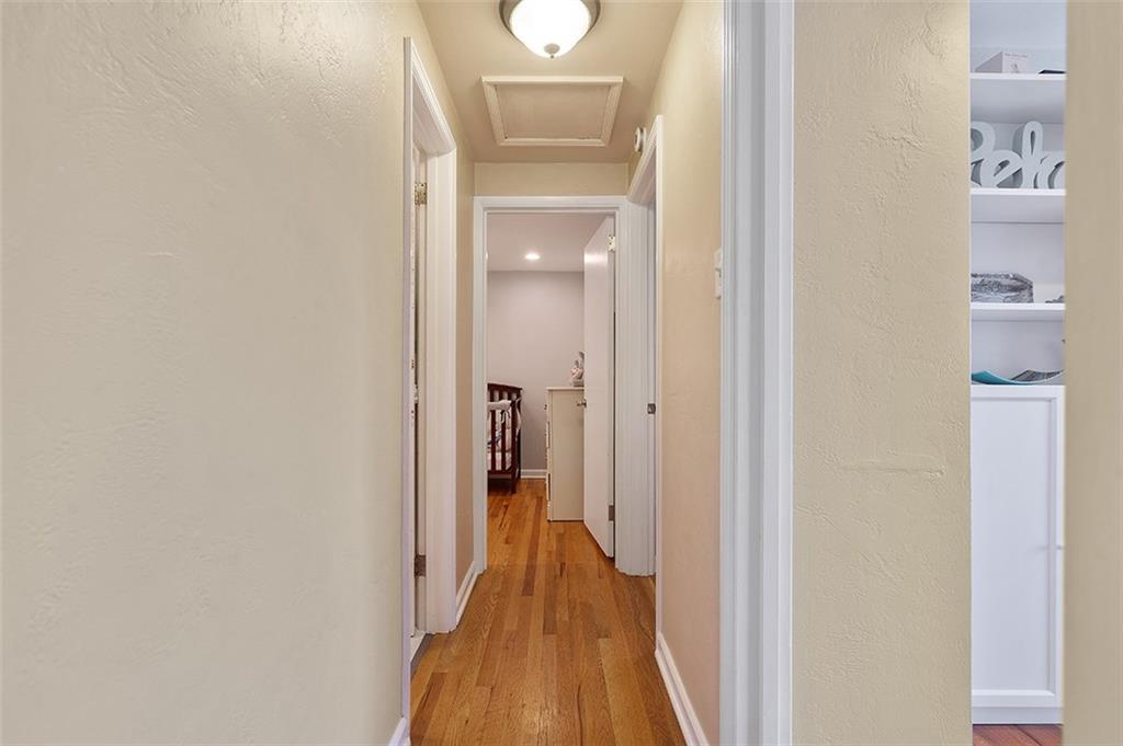 212 Orchard Spring Road Pittsburgh, PA 15220 - Photo 14 of 25 Gallery Image 14