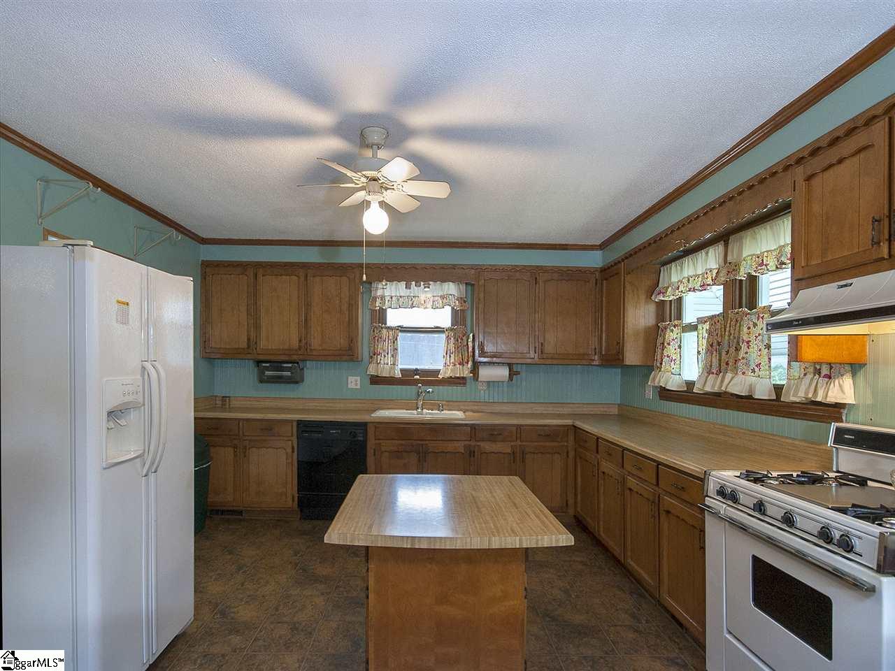 5 Haynes Street Greer, SC 29650 - Photo 17 of 34 Gallery Image 17