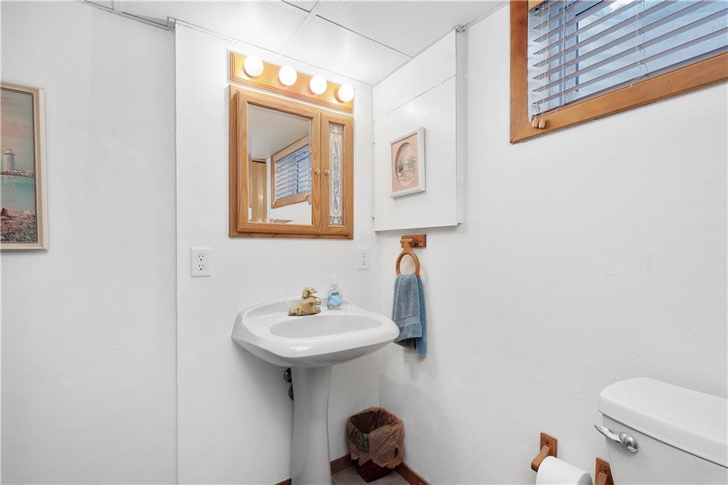672 McKee Road Washington, PA 15301 - Photo 29 of 39 Gallery Image 29