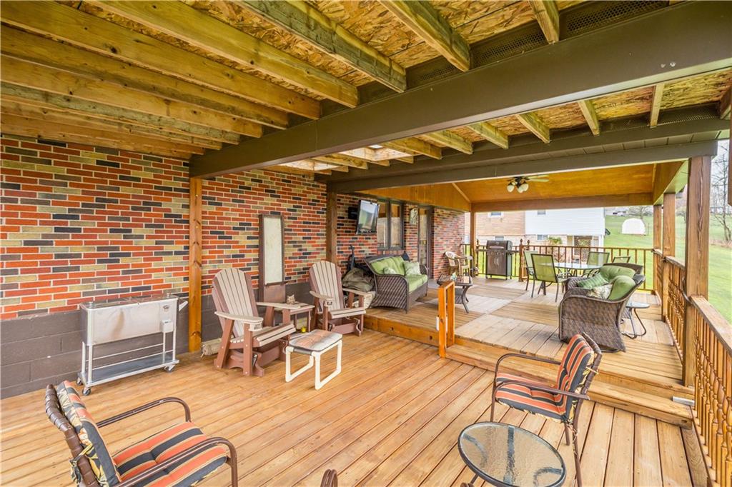 672 McKee Road Washington, PA 15301 - Photo 6 of 39 Gallery Image 6