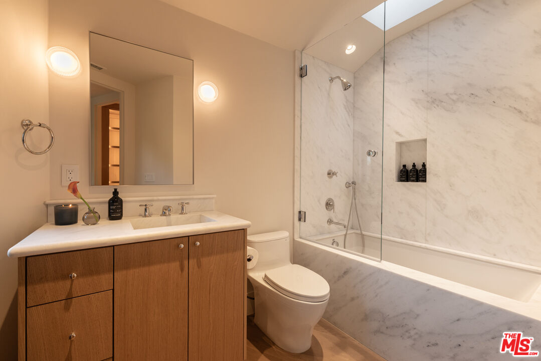 1122 La Altura Road Beverly Hills, CA 90210 - Photo 34 of 44