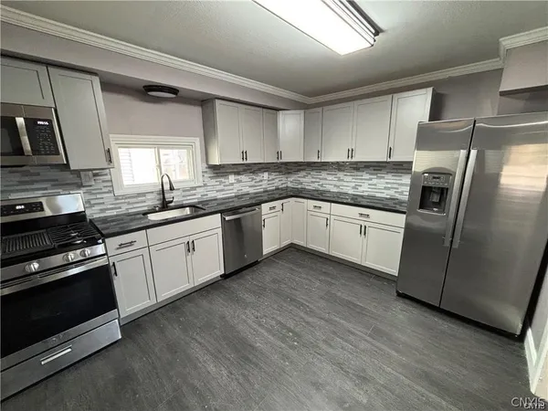 $249,900 | 1017 Willis Avenue, Syracuse, NY 13204