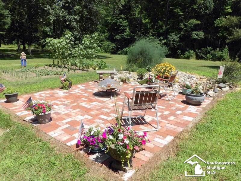 27880 Sibley Road Romulus, MI 48174 - Photo 11 of 62