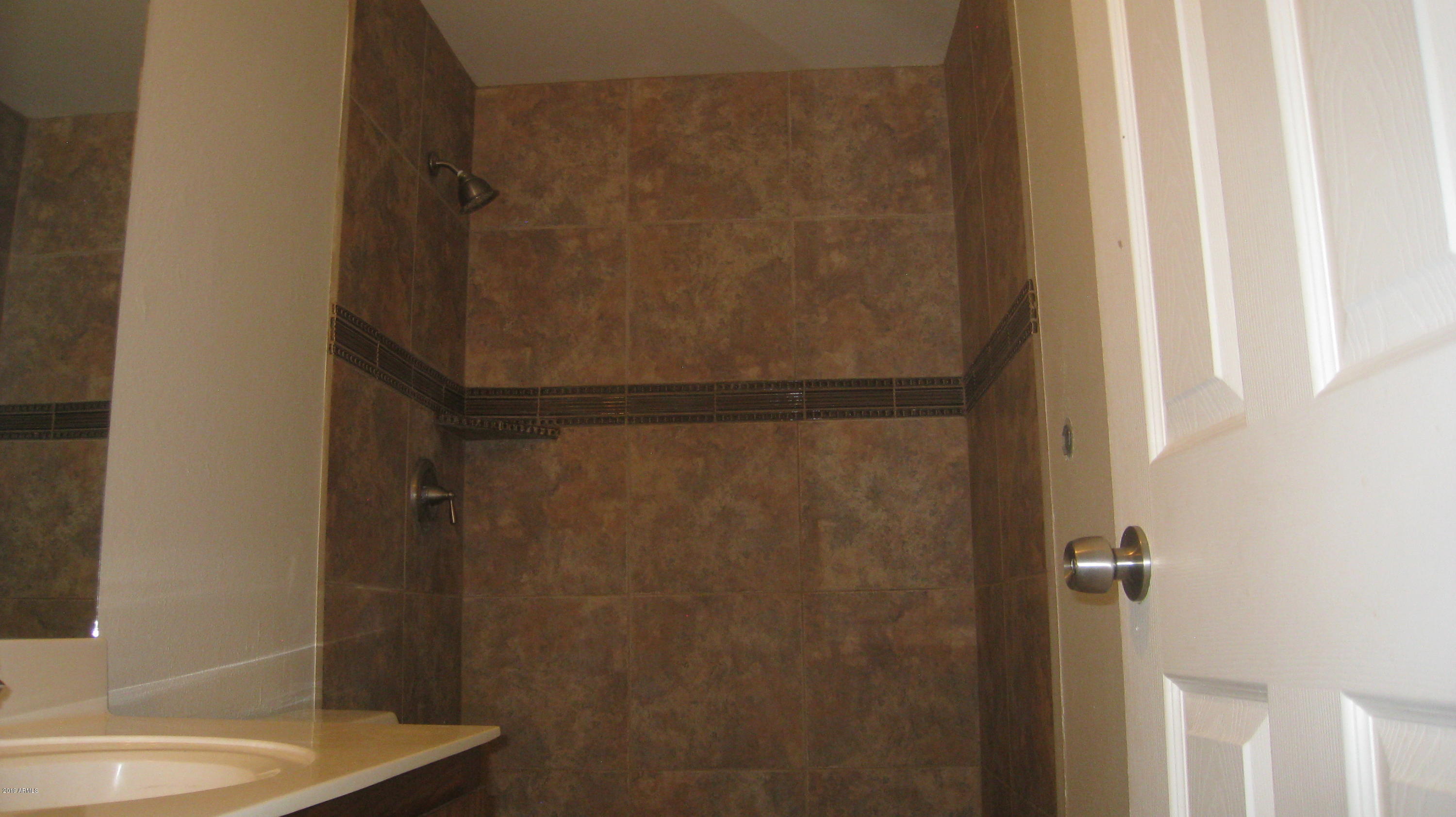2242 West Cactus Road Phoenix, AZ 85029 - Photo 20 of 28 2242 W Cactus Rd 020