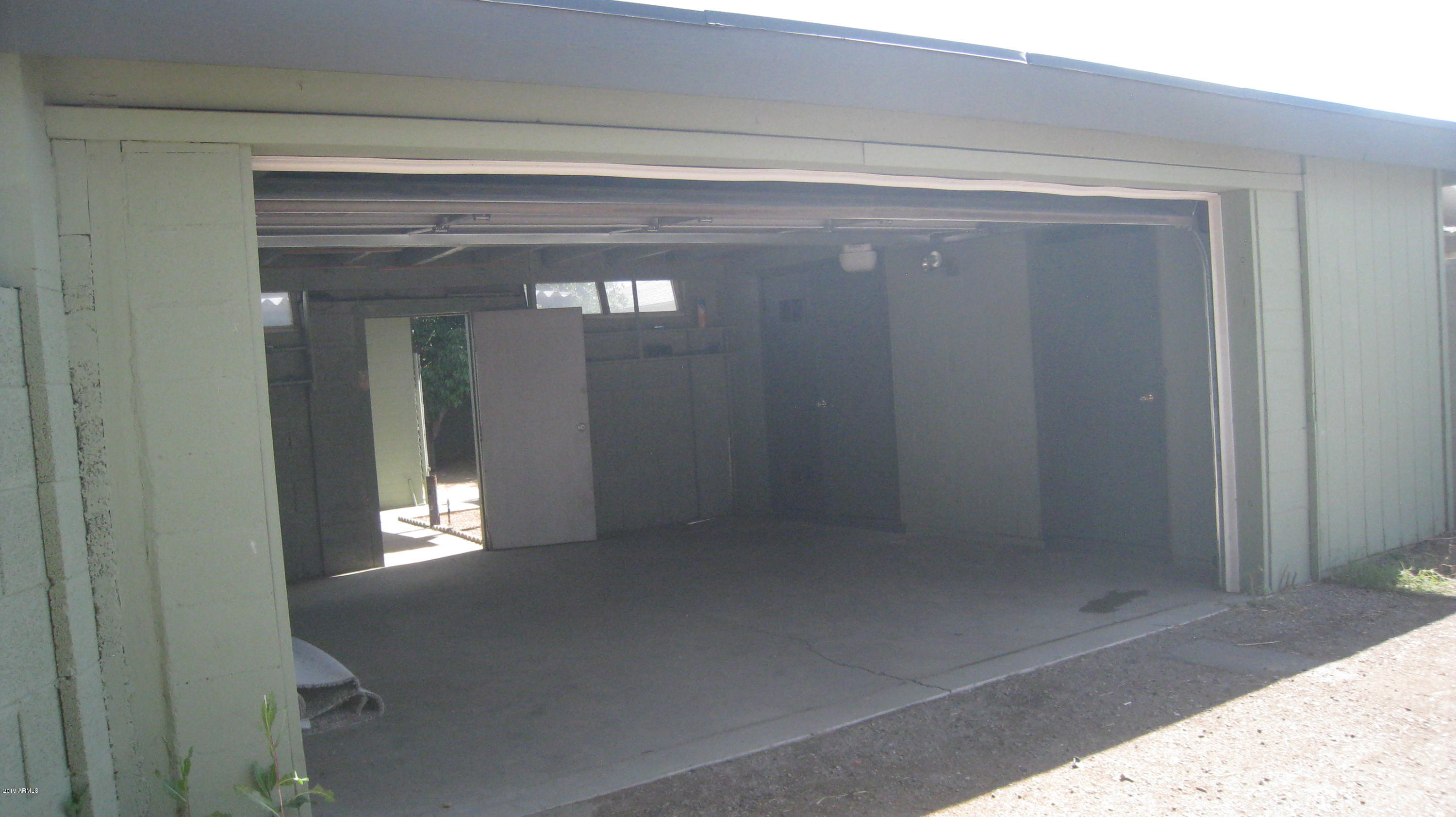 2242 West Cactus Road Phoenix, AZ 85029 - Photo 24 of 28 2242 W Cactus Rd 029