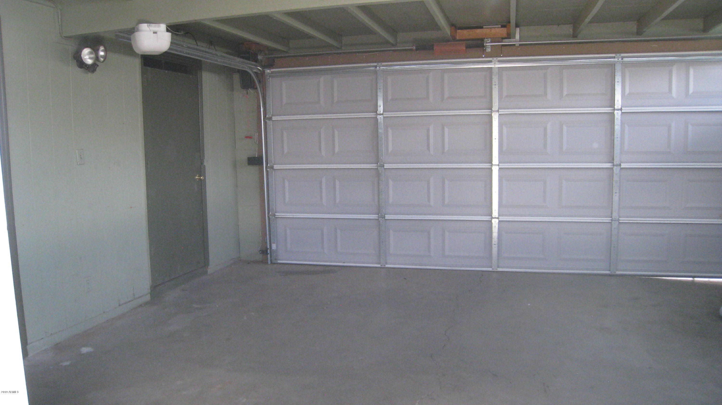2242 West Cactus Road Phoenix, AZ 85029 - Photo 28 of 28 2242 W Cactus Rd 027