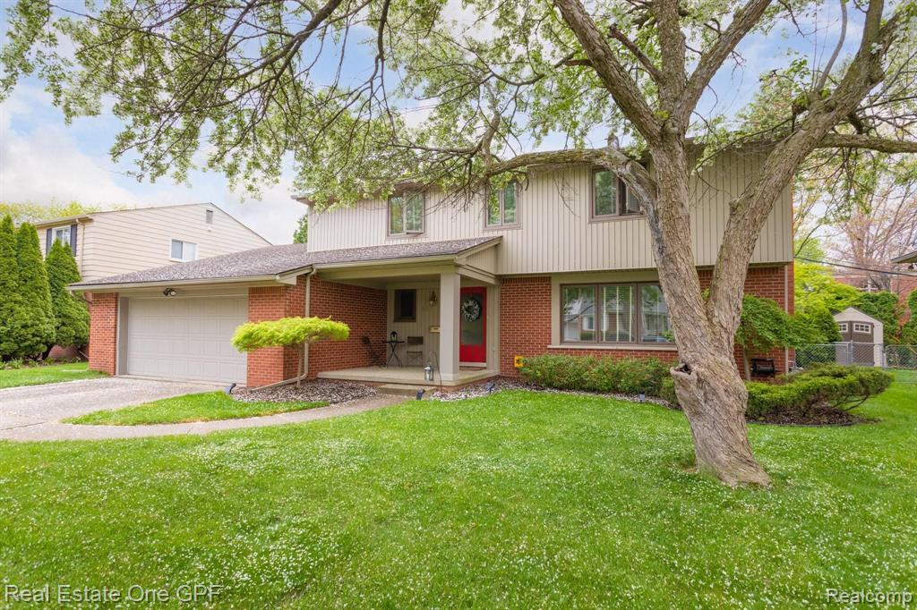 559 Cook Road Grosse Pointe Woods, MI 48236 - Photo 1 of 47