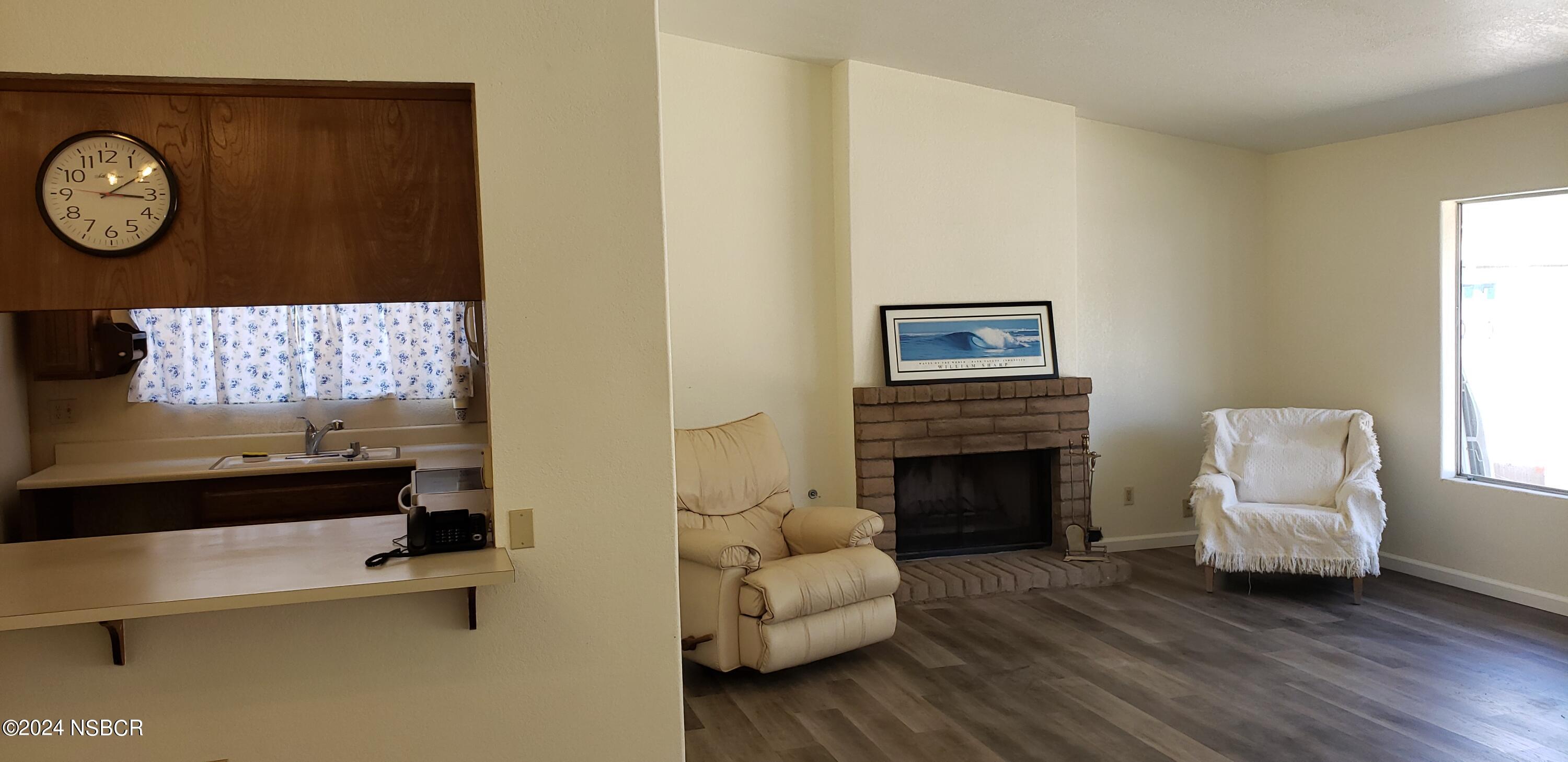 624 North Seventh Street Lompoc, CA 93436 - Photo 5 of 8 Living Room