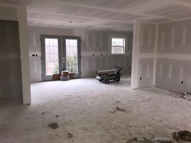 986 Hooper Road Charlotte, TN 37036 - Photo 3 of 16 Gallery Image 3