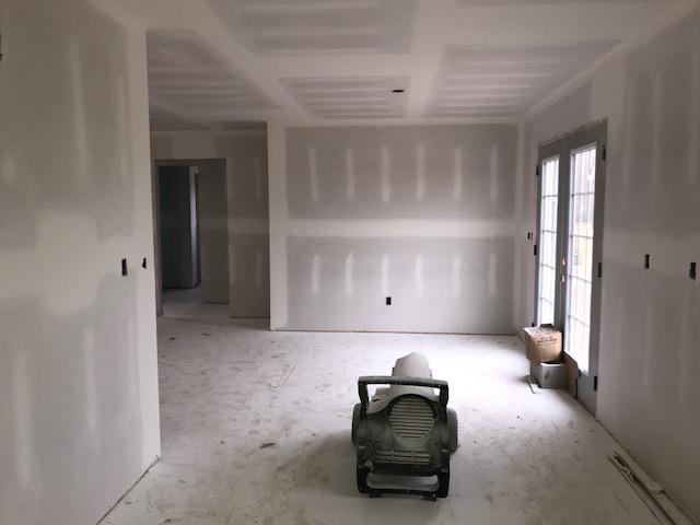 986 Hooper Road Charlotte, TN 37036 - Photo 4 of 16 Gallery Image 4