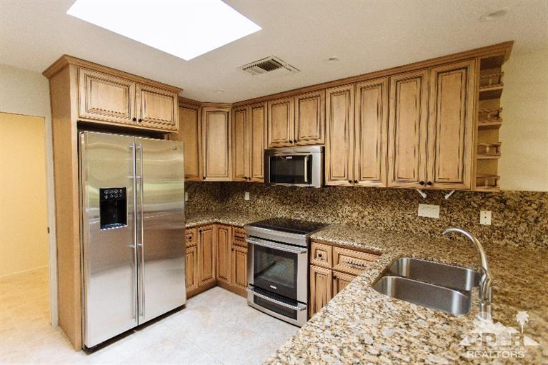 13 Reed Court Rancho Mirage, CA 92270 - Photo 13 of 57 Additional Photo