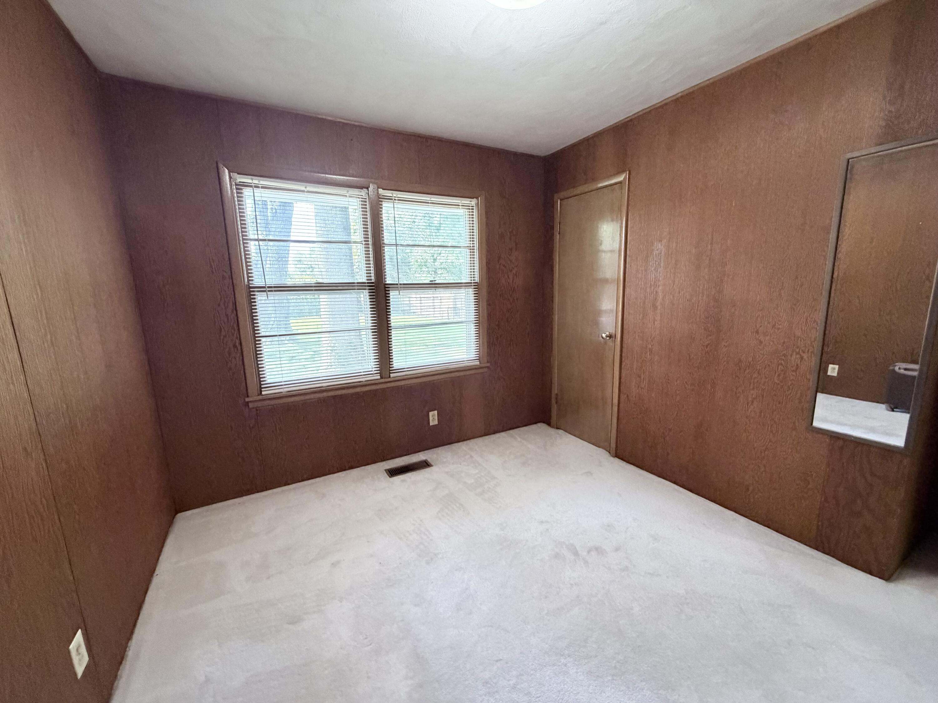 500 West Crestview Street Springfield, MO 65807 - Photo 10 of 18 IMG_7588
