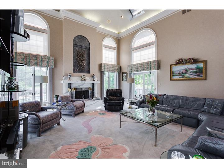 824 Cox Road Moorestown, NJ 08057 - Photo 11 of 25 Family Room