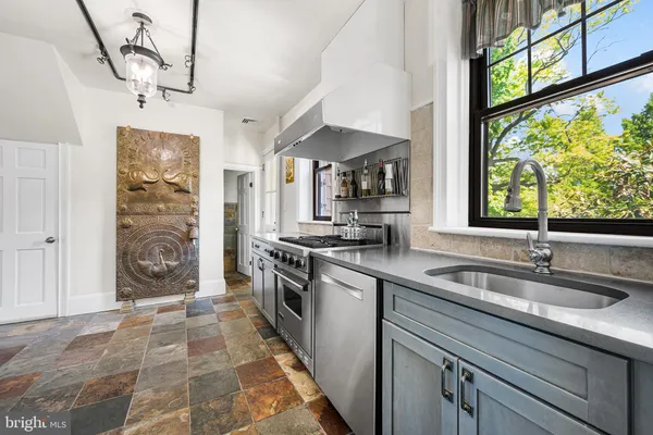 $699,900 | 1048-1052 Prospect Street, Ewing, NJ 08638
