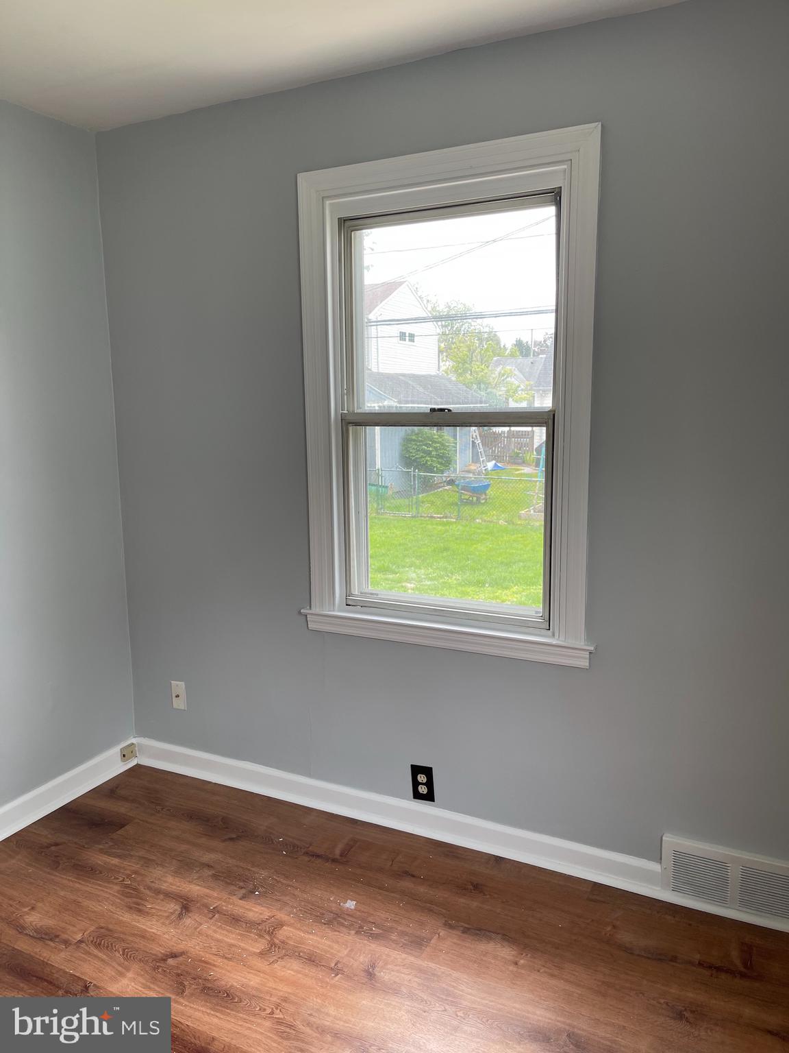 13 Edward Road Hatboro, PA 19040 - Photo 4 of 12