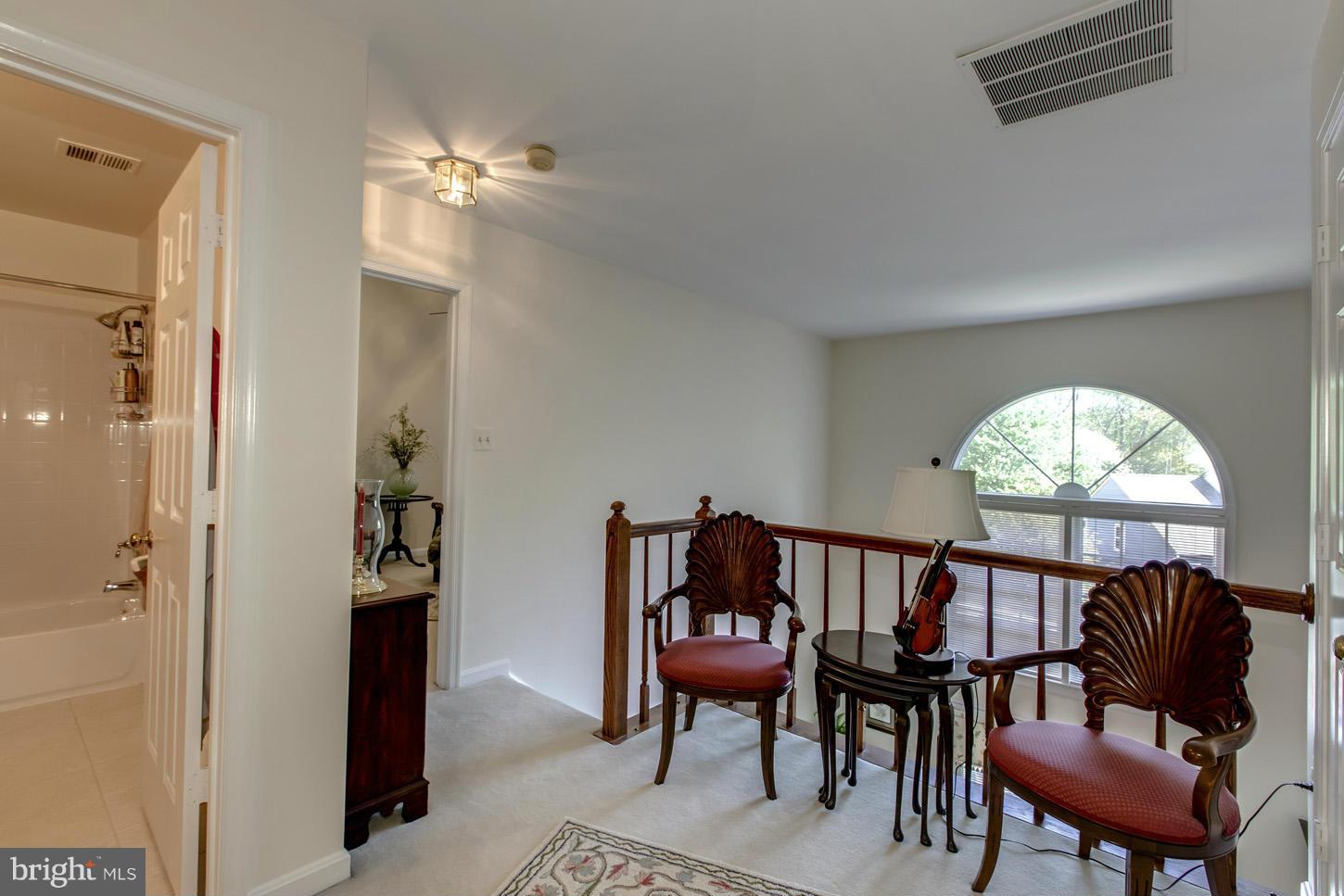 8176 Cliffview Avenue Springfield, VA 22153 - Photo 18 of 27 Interior (General)