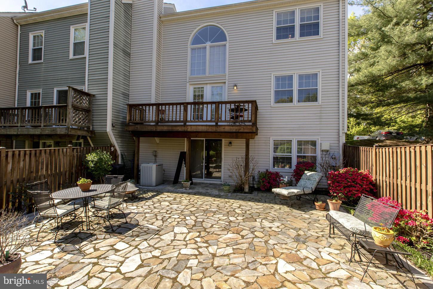 8176 Cliffview Avenue Springfield, VA 22153 - Photo 27 of 27 Exterior (Rear)