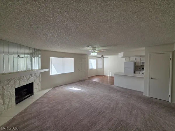$1,175 | 1104 Pinto Rock Lane, Unit 201, Las Vegas, NV 89128