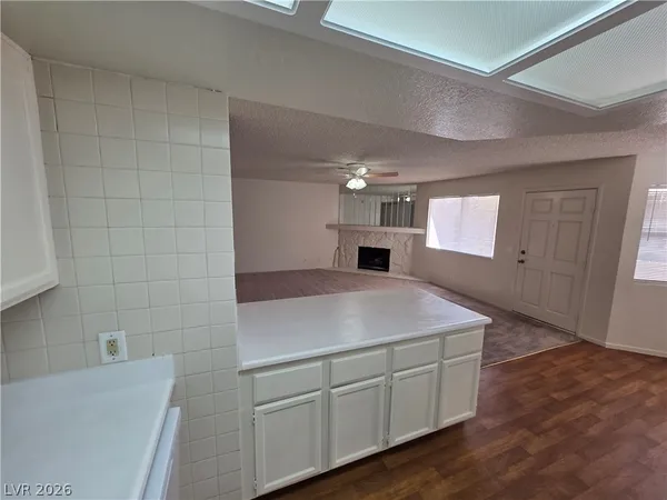 $1,175 | 1104 Pinto Rock Lane, Unit 201, Las Vegas, NV 89128