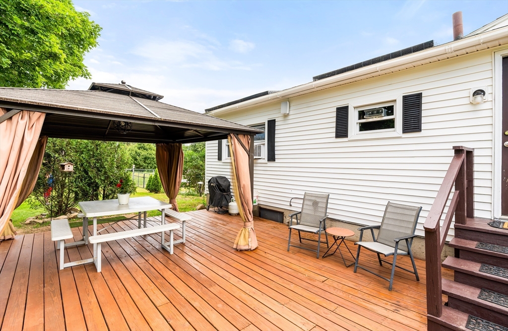 520 South Main Street Orange, MA 01364 - Photo 22 of 35