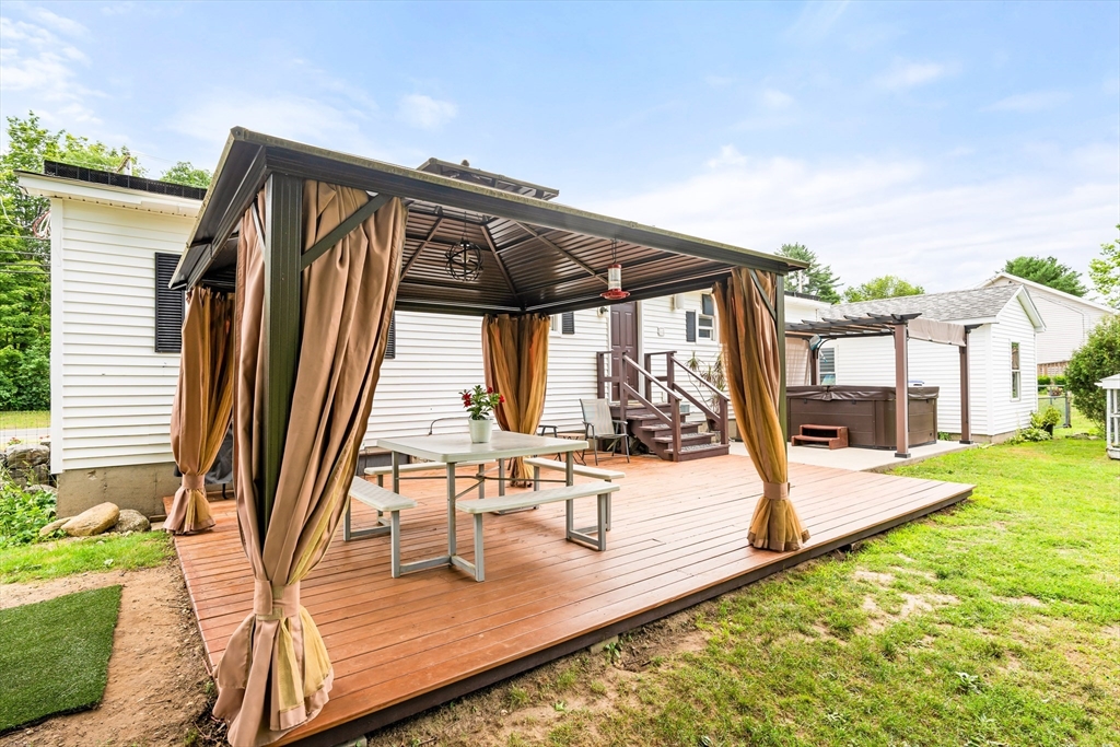 520 South Main Street Orange, MA 01364 - Photo 23 of 35