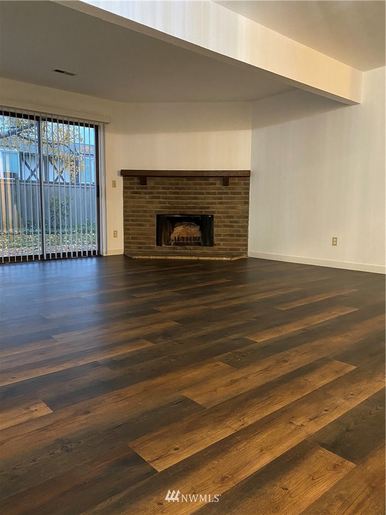 303 Southwest 112th Street, Unit D412 Seattle, WA 98146 - Photo 12 of 15