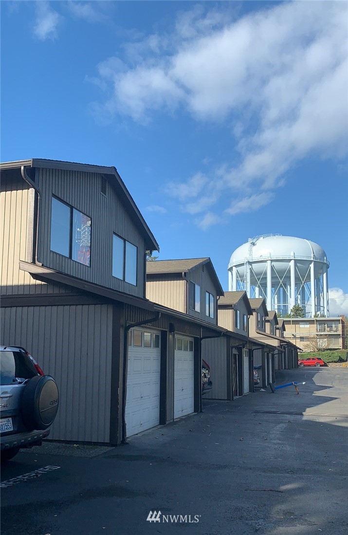 303 Southwest 112th Street, Unit D412 Seattle, WA 98146 - Photo 15 of 15