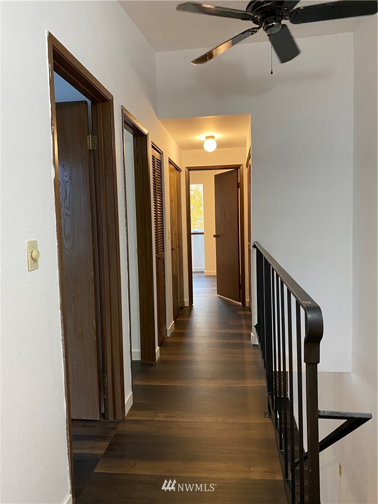 303 Southwest 112th Street, Unit D412 Seattle, WA 98146 - Photo 9 of 15