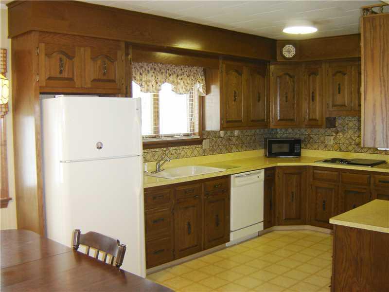 8 High Street Fort Kent, ME 04743 - Photo 4 of 19 Kitchen.