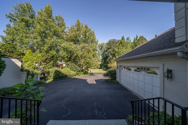 a view of backyard and entertaining space