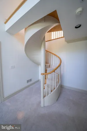 a view of livingroom with furniture and window