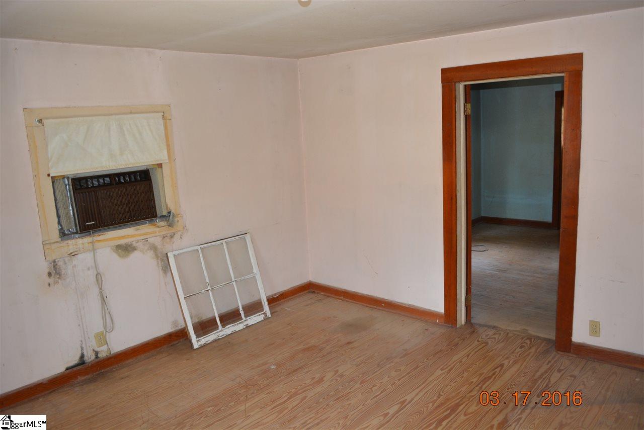 140 Trammell Road Marietta, SC 29661 - Photo 12 of 23
