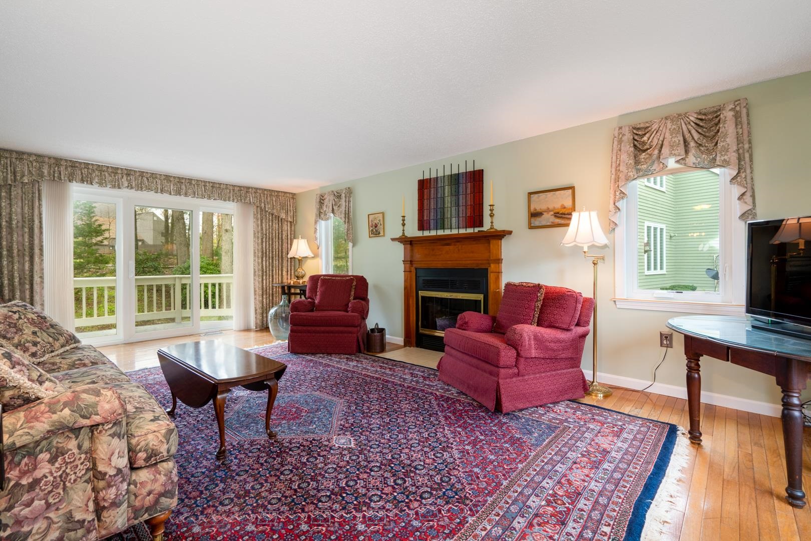 11 Quaker Road, Unit 81 Nashua, NH 03063 - Photo 16 of 31