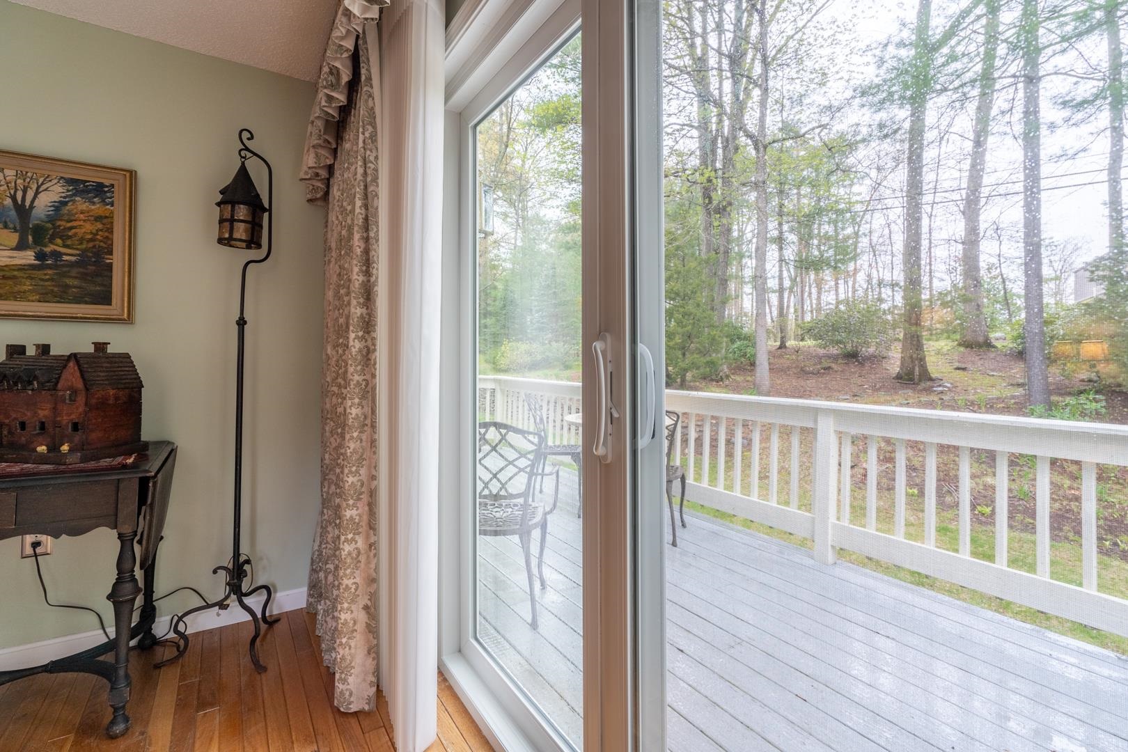 11 Quaker Road, Unit 81 Nashua, NH 03063 - Photo 17 of 31