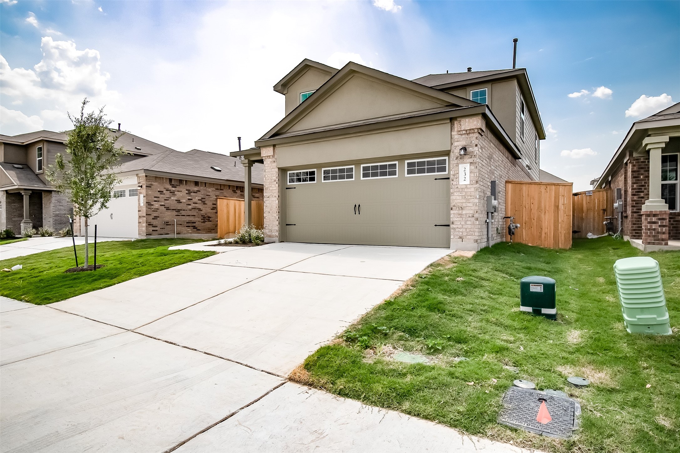 232 Canley Loop Hutto, TX 78634 - Photo 2 of 29 Gallery Image 2