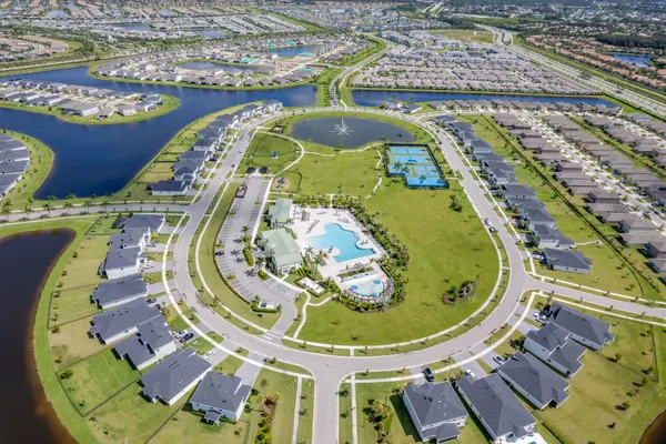 $1,870,000 | 13265 Shinnecock Drive, Port St. Lucie, FL 34987
