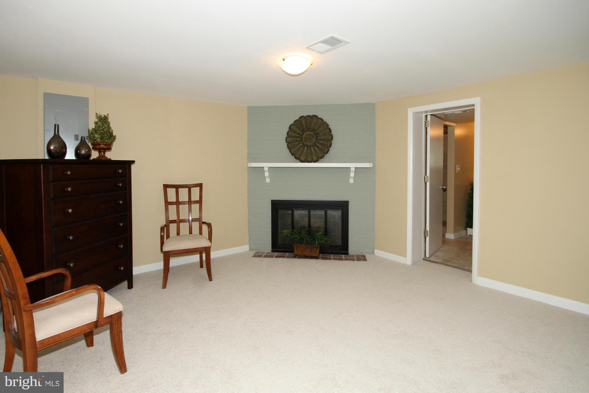 6422 Overhill Road Falls Church, VA 22042 - Photo 20 of 30 Bedroom (Master)