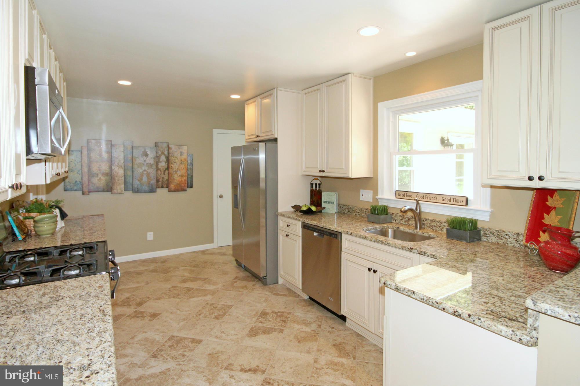 6422 Overhill Road Falls Church, VA 22042 - Photo 10 of 30 Kitchen